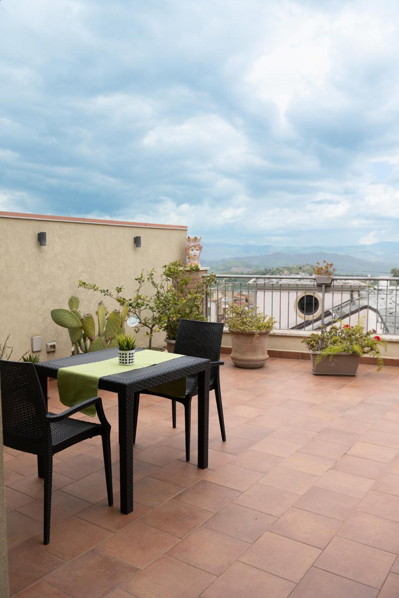B&B Bella Vista Valguarnera Caropepe ภายนอก รูปภาพ